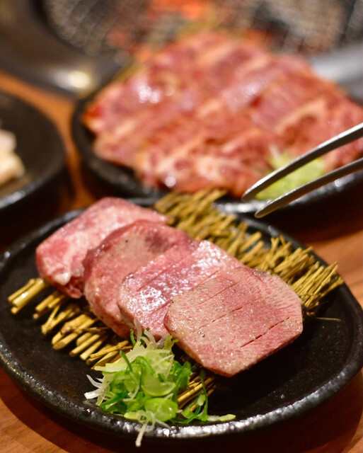 焼肉食道 しんしん的实拍高清图