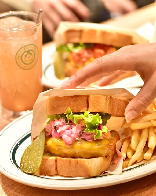 recommendations image for ミセスリンダのフライドチキン 烏丸店