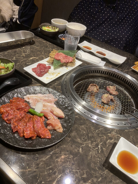 焼肉の牛太 本陣 弁天町ベイタワー店的實拍高清圖