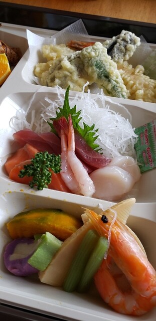 まるい弁当 本店的實拍高清圖