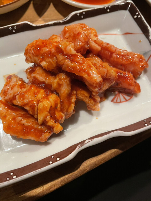 日本酒と焼肉 吉岡太一的实拍高清图