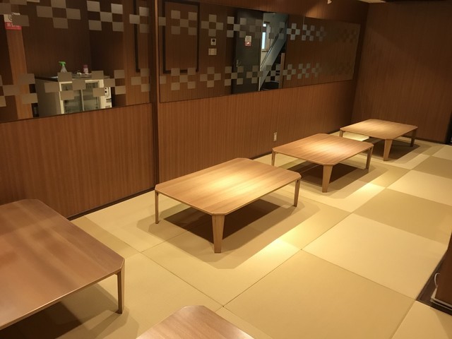 みやぶたと沖縄料理 沖炭的实拍高清图