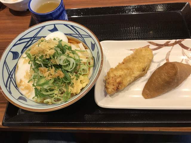 丸亀製麺 亀岡店的实拍高清图