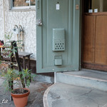 トムネコゴ的實拍圖