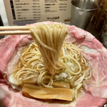 ラーメン 大戦争 和泉店的实拍图