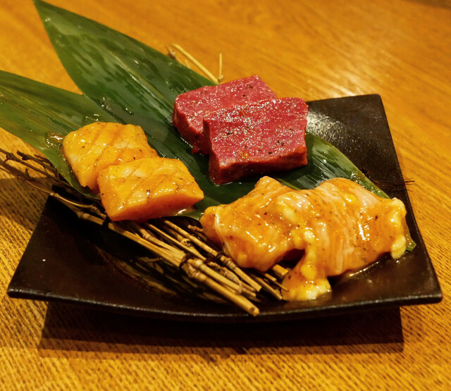 和牛焼肉 牛WAKA丸 新橋店的实拍高清图