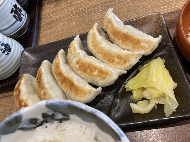 肉汁餃子のダンダダン 代々木店的实拍高清图