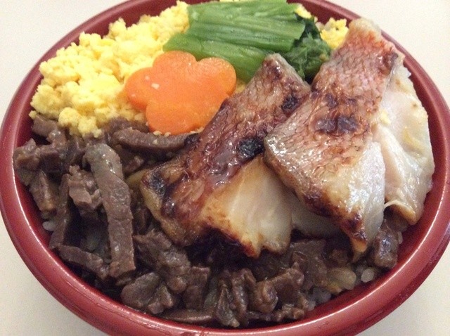 魚味撰 大丸梅田店的实拍高清图