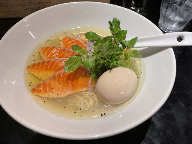 鶏そば・ラーメン Tonari的實拍高清圖