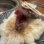 焼肉の三是的实拍图