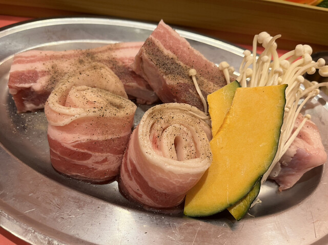 recommendations image for 韓国料理 サムギョプサル ナッコプセ ばぶばぶ 梅田店