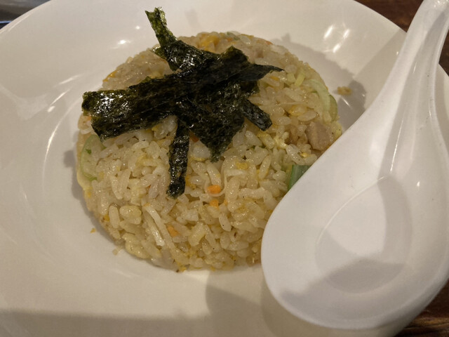 西新 海豚や的实拍高清图