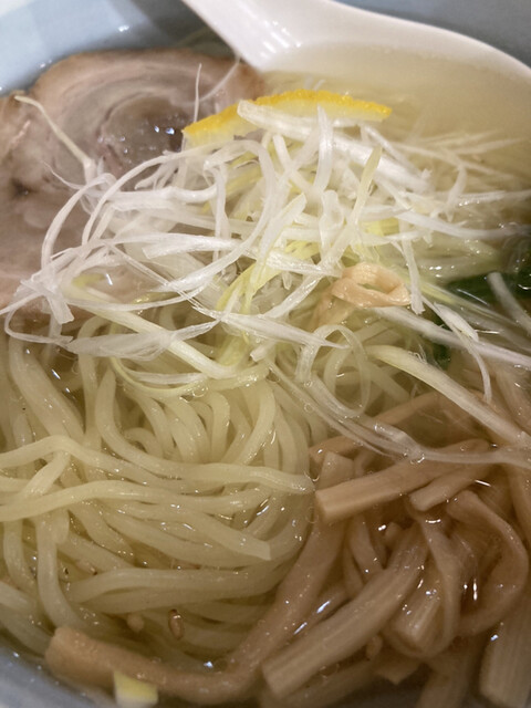 俺流塩らーめん 渋谷総本店的实拍高清图