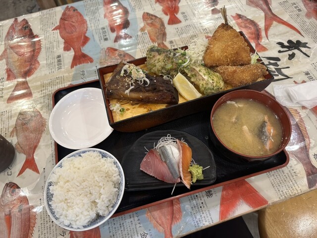 recommendations image for タカマル鮮魚店 新橋店