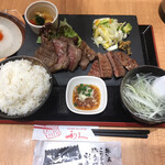 利久 あべのハルカスダイニング店的實拍圖
