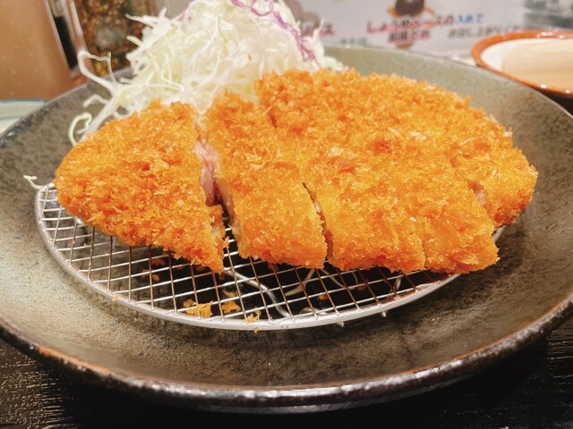 とんかつ ながた園 コスモタワー店的實拍高清圖