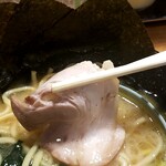 横浜家系ラーメン 極豚家的實拍圖