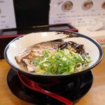 とんこつラーメン 薫的實拍圖