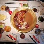 小龍坎火鍋 上野店的实拍图