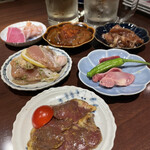 とり焼肉酒場 鶏ん家 春吉店的實拍圖