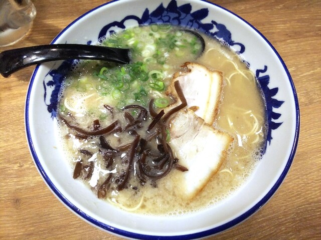 元祖 糸島ラーメン銅羅 福岡空港店的實拍高清圖