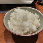 大池的实拍图