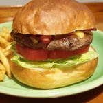 バーガーショップホットボックス的实拍图