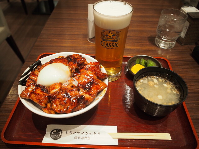 ドライブインいとう豚丼名人 新千歳空港店的實拍高清圖