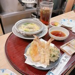 新喜楽 東店的實拍圖