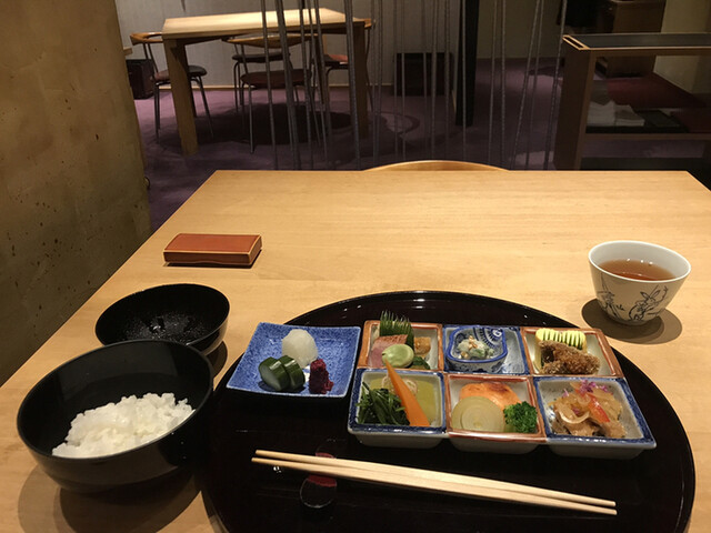 高麗橋 吉兆 なんばダイニングメゾン店的實拍高清圖