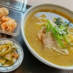 龍のす食堂的实拍图