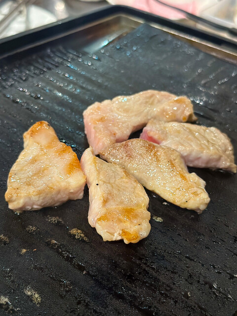 ステーキ居酒屋300B ONE 新宿店的實拍高清圖