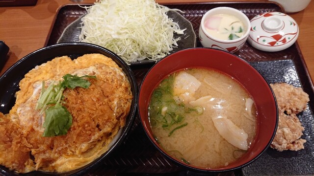 ごはん処 かつ庵  福知山店的实拍高清图
