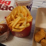 マクドナルド 筑紫通り店的實拍圖