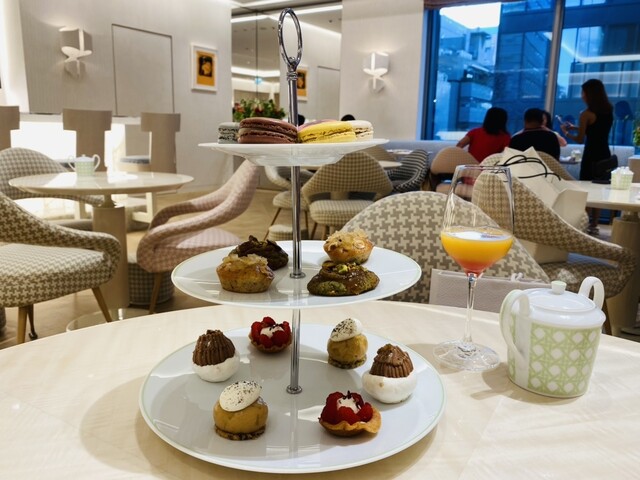 recommendations image for CAFE DIOR by LADUREE