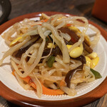 中トロと豚足的實拍圖
