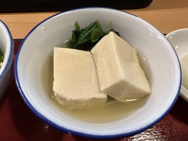 炭火焼魚定食と釜戸ごはん 天四食堂的實拍高清圖