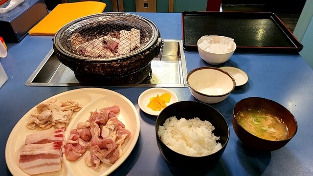 焼肉カルビ１ばん 豊岡店的实拍高清图