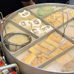 おでん×スタンド三徳六味 ESTフードホール的实拍图