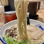 元祖 糸島ラーメン銅羅 福岡空港店的實拍圖