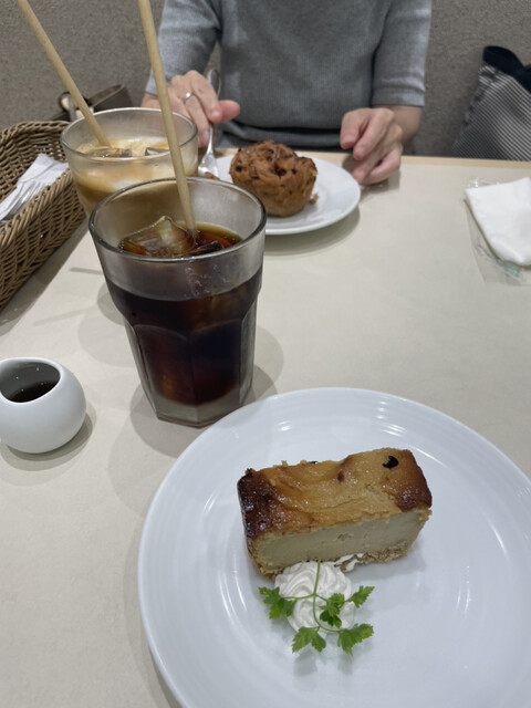 recommendations image for Whitely by Toriba Coffee 京都大丸店