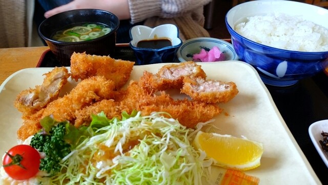まるみ食堂的實拍高清圖