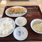 ぎょうざの満洲 大泉学園南口店的實拍圖