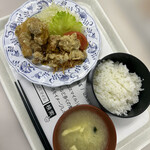 札幌市役所本庁舎食堂的实拍图
