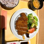 ロイヤルホスト 天神西通り店的实拍图