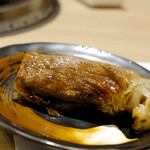 近江うし 焼肉 にくTATSU 青山本店的實拍圖