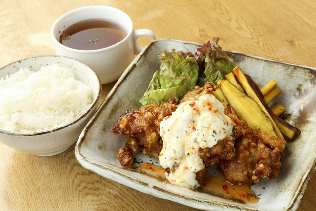 浪花オムライス的實拍高清圖