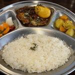 天竺伽哩 AKASHA 京橋本店的實拍圖