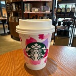 スターバックスコーヒー 飯田橋サクラテラス店的实拍图