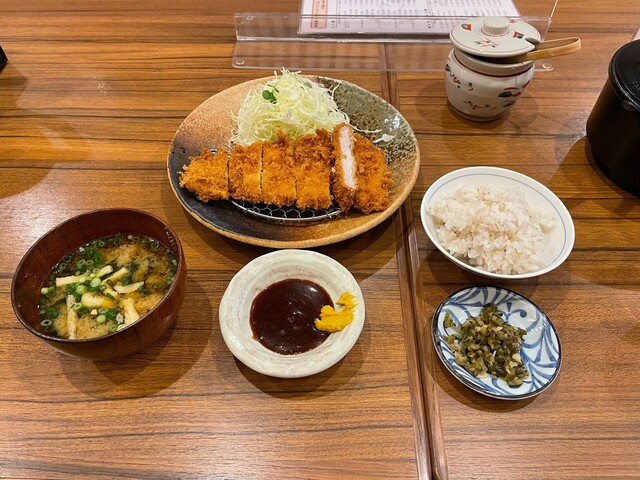 かつかつとんとん的实拍高清图